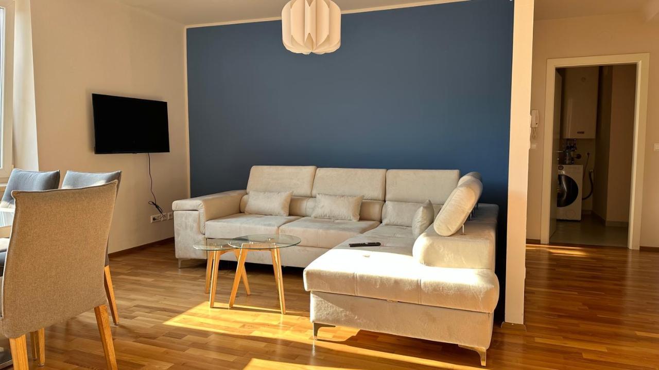 Homely Stay Apartment 2 سانت بولتن المظهر الخارجي الصورة
