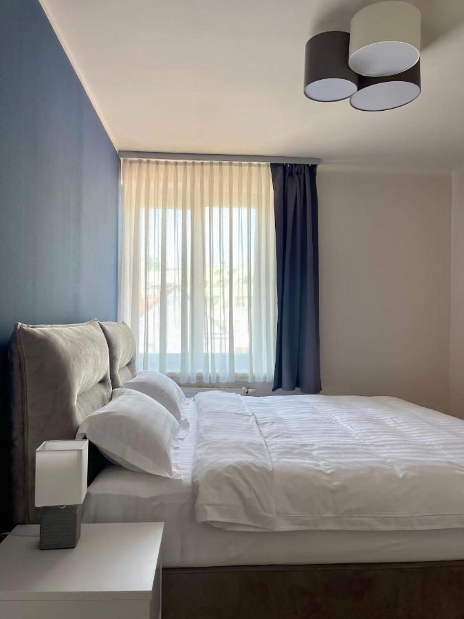 Homely Stay Apartment 2 سانت بولتن المظهر الخارجي الصورة