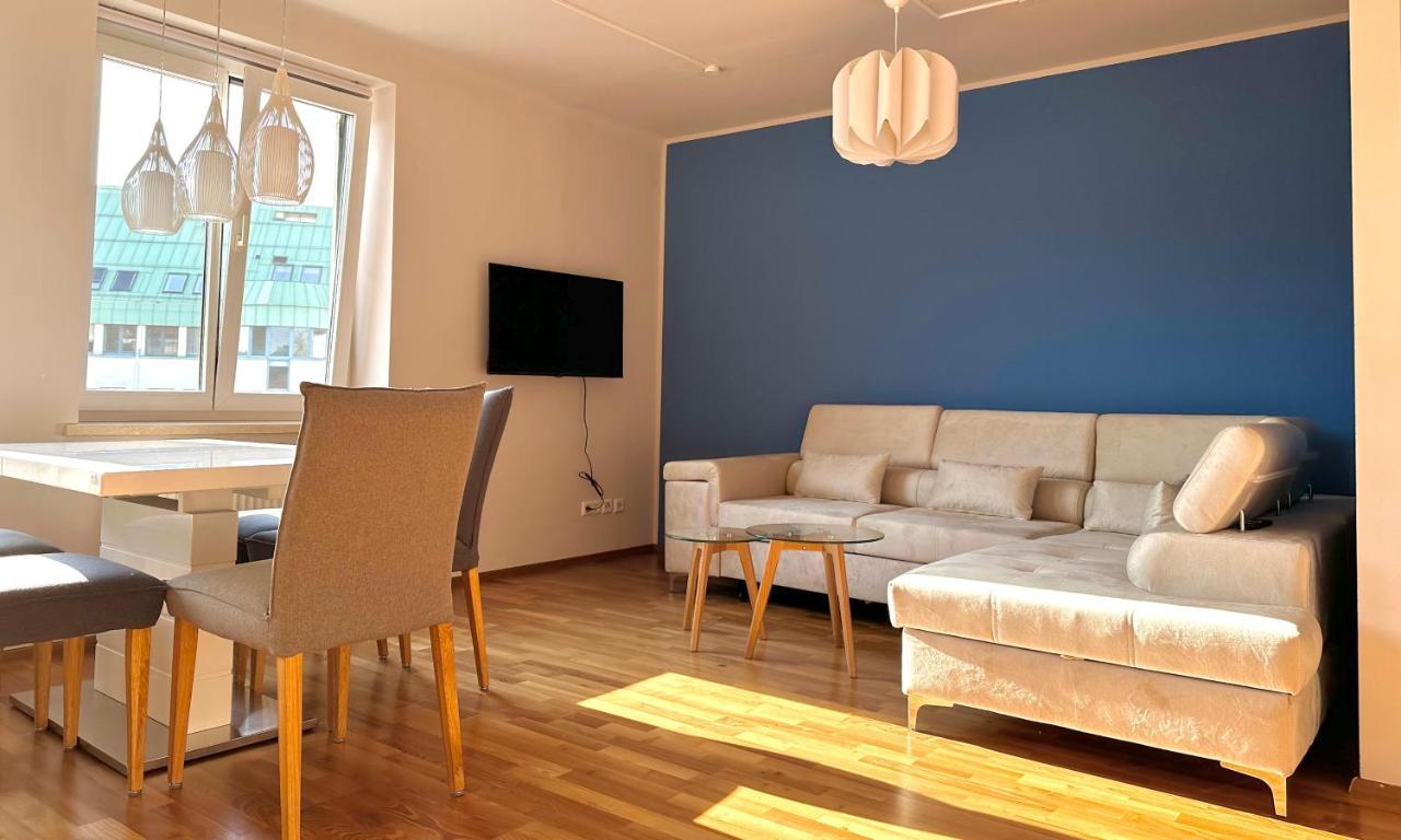 Homely Stay Apartment 2 سانت بولتن المظهر الخارجي الصورة